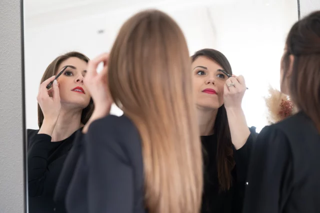 J’ai posé les premières lignes de Confidence et c’est avec vous que je continue à écrire cette belle histoire. Avec votre fidélité, votre confiance, votre soutien et votre amour. 

« Au détour d’une prestation, une belle amitié est née. Et parmi elles, la tienne s’inscrit dans l’histoire de Confidence ✨ ». 
__

📸 @davidz_photographer